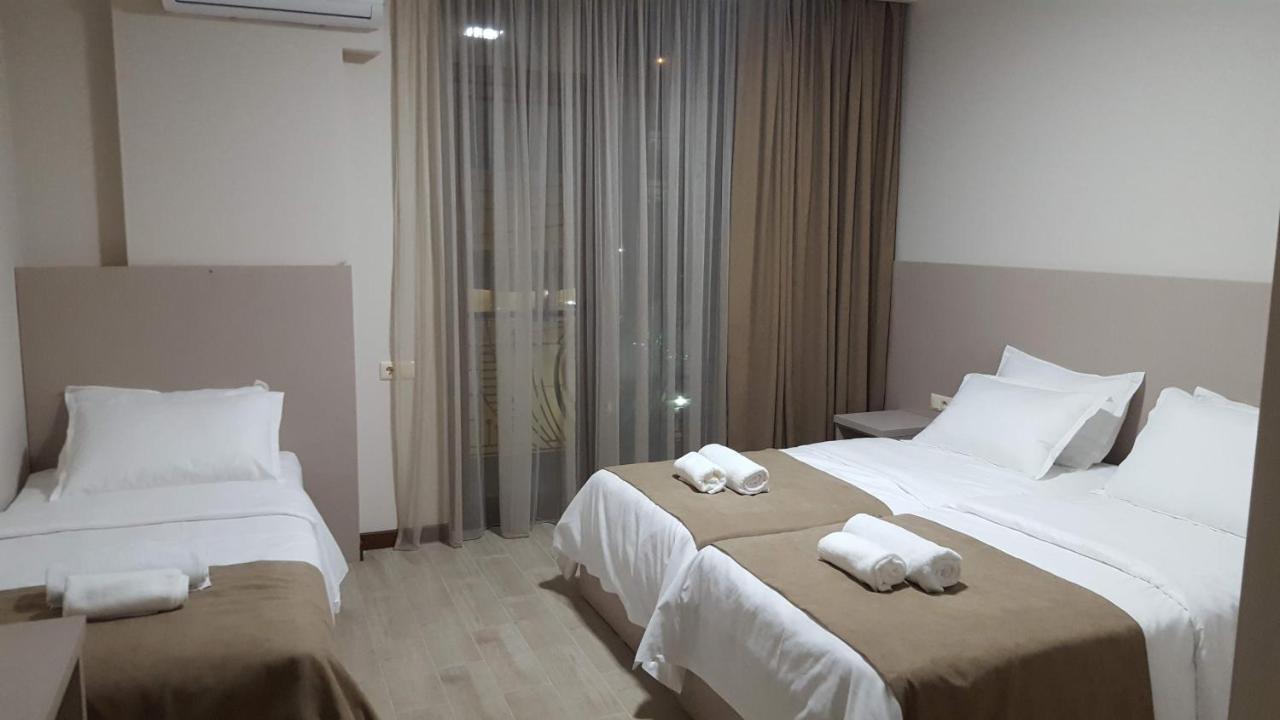 Hotel Tesa Gonio Luaran gambar