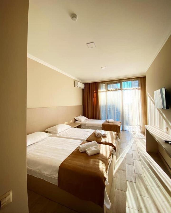 Hotel Tesa Gonio Luaran gambar