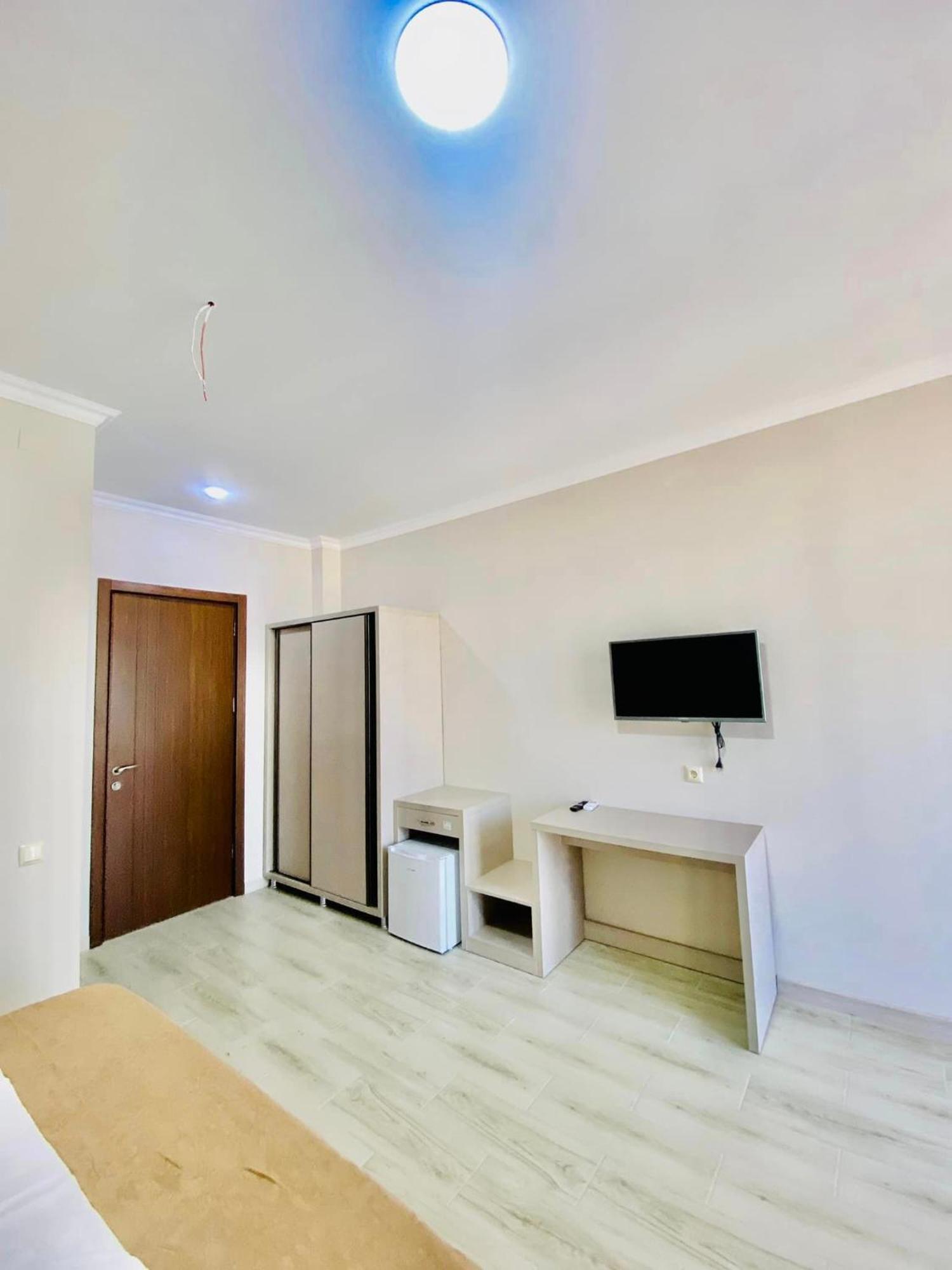 Hotel Tesa Gonio Luaran gambar